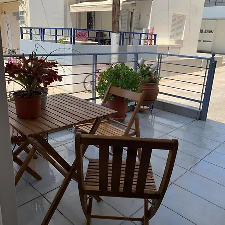 Fresh - Marina Kalamatas Apartment
